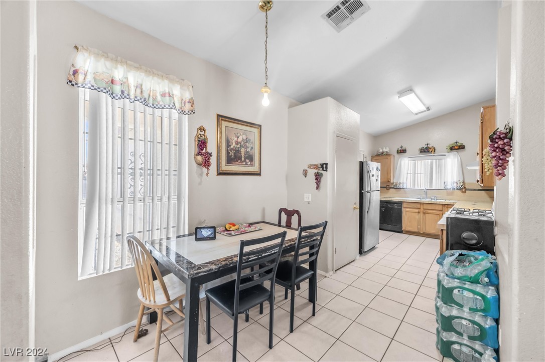 6558 Rutgers Drive Las Vegas, NV 89156 - Photo 12 of 32