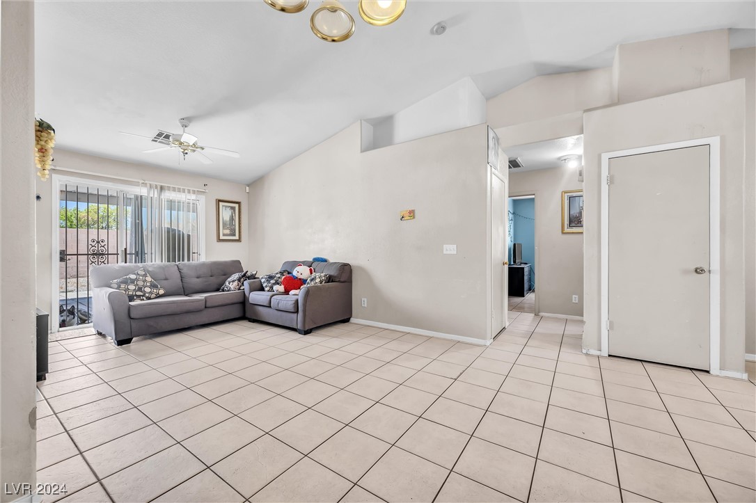 6558 Rutgers Drive Las Vegas, NV 89156 - Photo 3 of 32