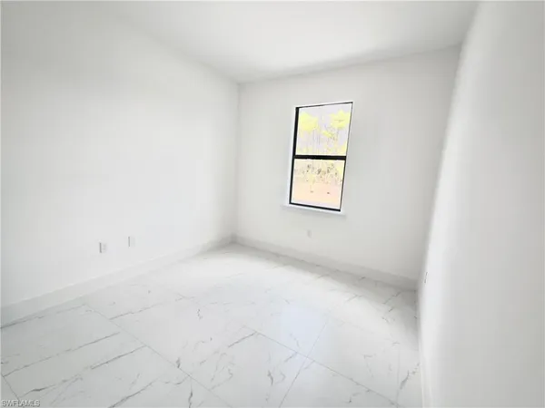 $449,000 | 301-303 Norwalk Avenue, Lehigh Acres, FL 33972