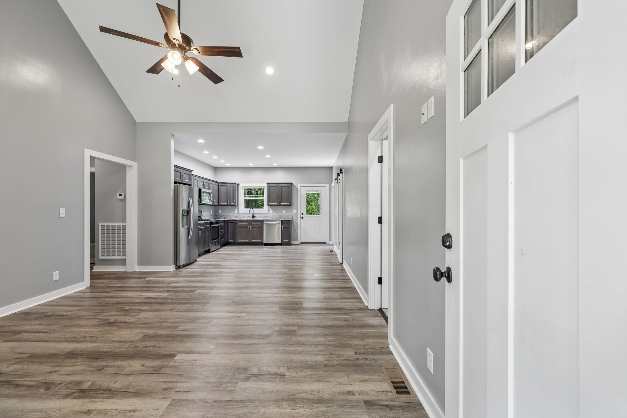 567 Mcelhiney Road Dickson, TN 37055 - Photo 4 of 50