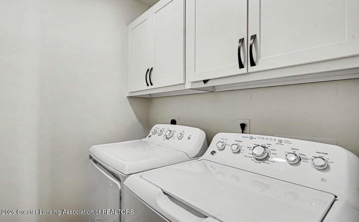 4033 Eastbridge Road Stockbridge, MI 49285 - Photo 6 of 15 Laundry