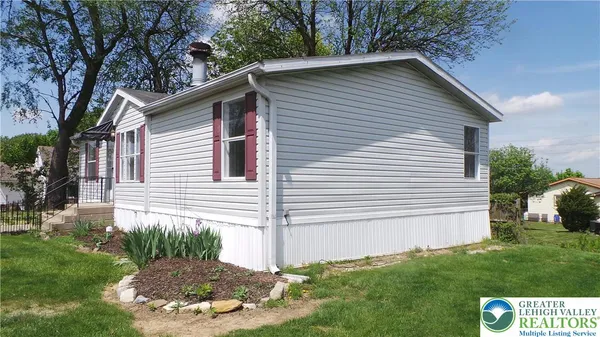 $76,900 | 15 Canterbury Court, Easton, PA 18040