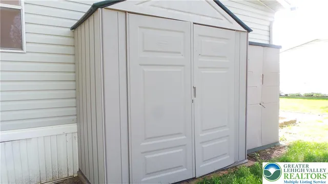 a view of backyard with plants