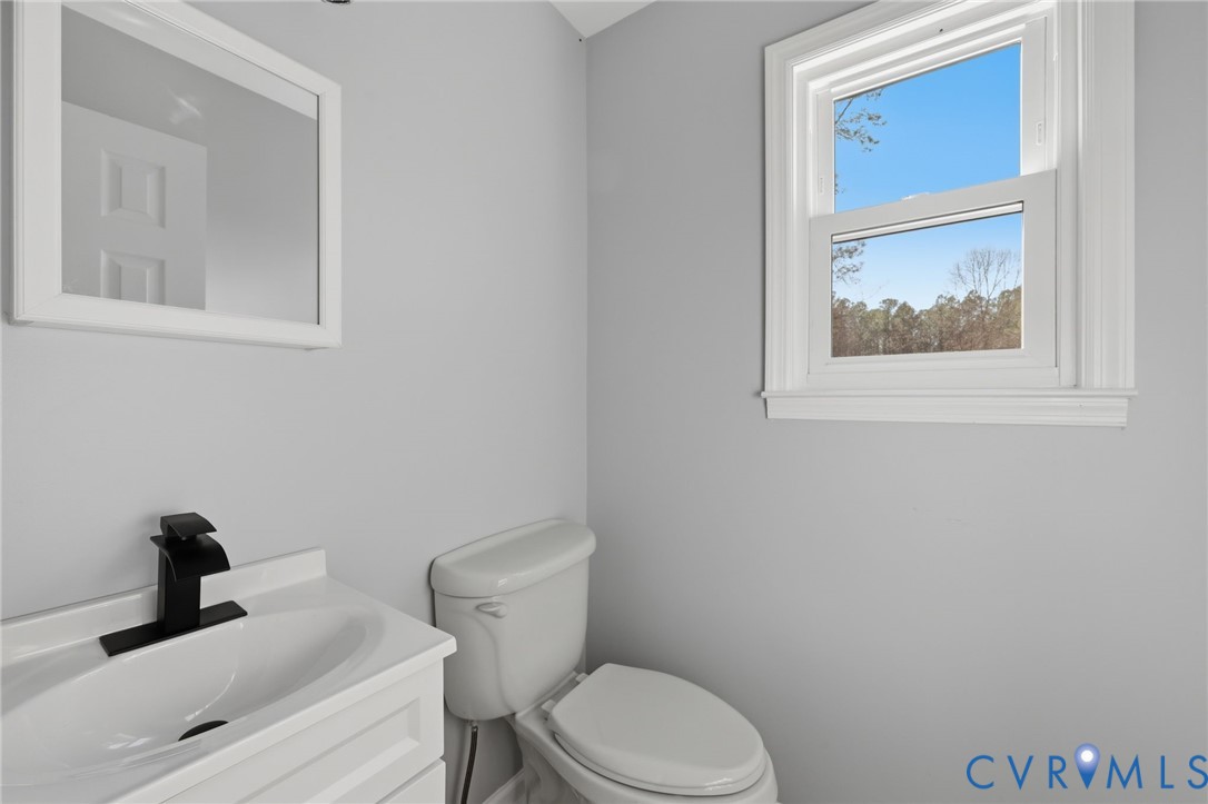 6240 Massey Road Spotsylvania, VA 22551 - Photo 13 of 42 Updated, main floor half bath.