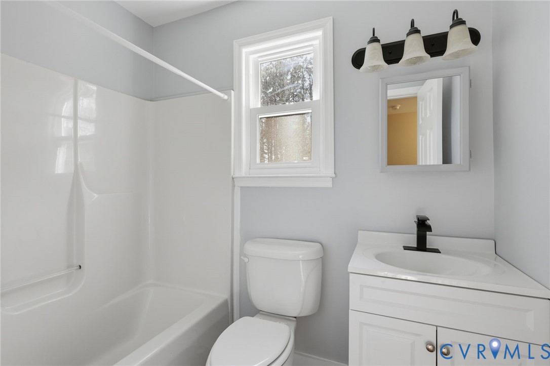 6240 Massey Road Spotsylvania, VA 22551 - Photo 22 of 42 Updated hall bath.