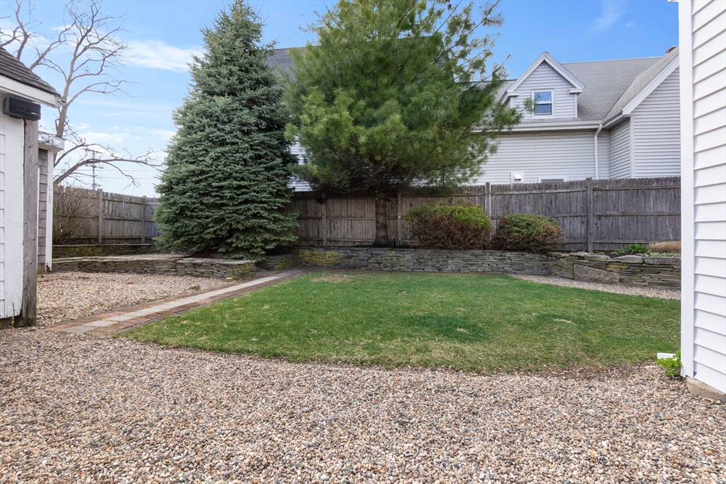 142 Elliott Street, Unit 1 Beverly, MA 01915 - Photo 19 of 21
