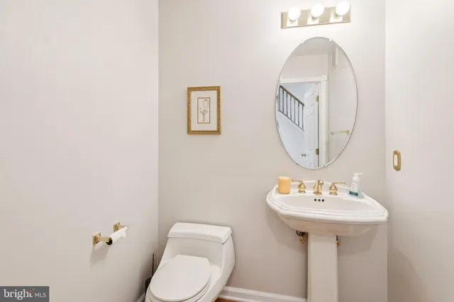 $750,000 | 2 Teaberry Court, Shamong, NJ 08088