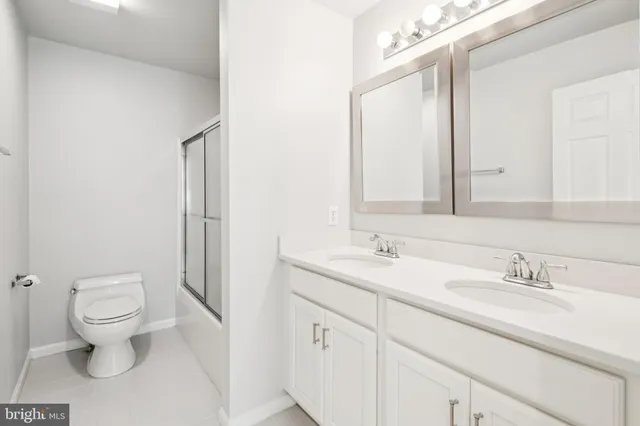 $750,000 | 2 Teaberry Court, Shamong, NJ 08088