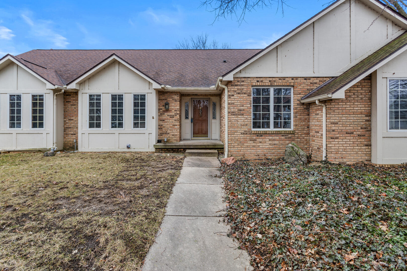 2202 Edgewater Place Champaign, IL 61822 - Photo 4 of 48