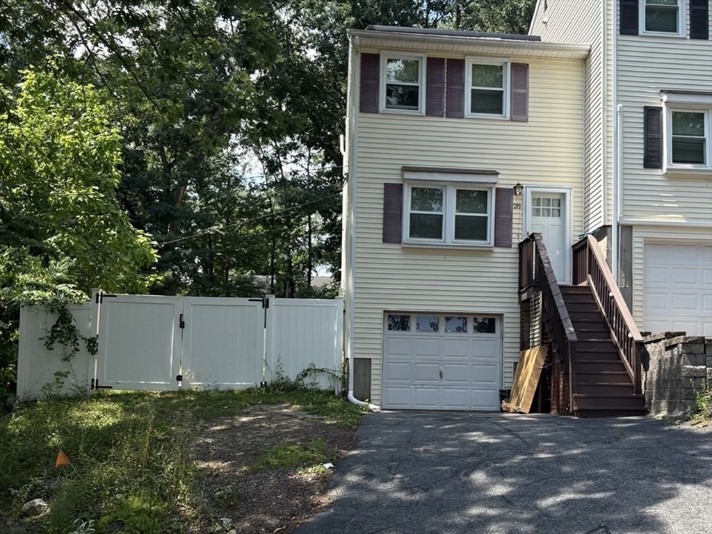 28 Mildred Avenue, Unit 1 Worcester, MA 01603 - Photo 1 of 3