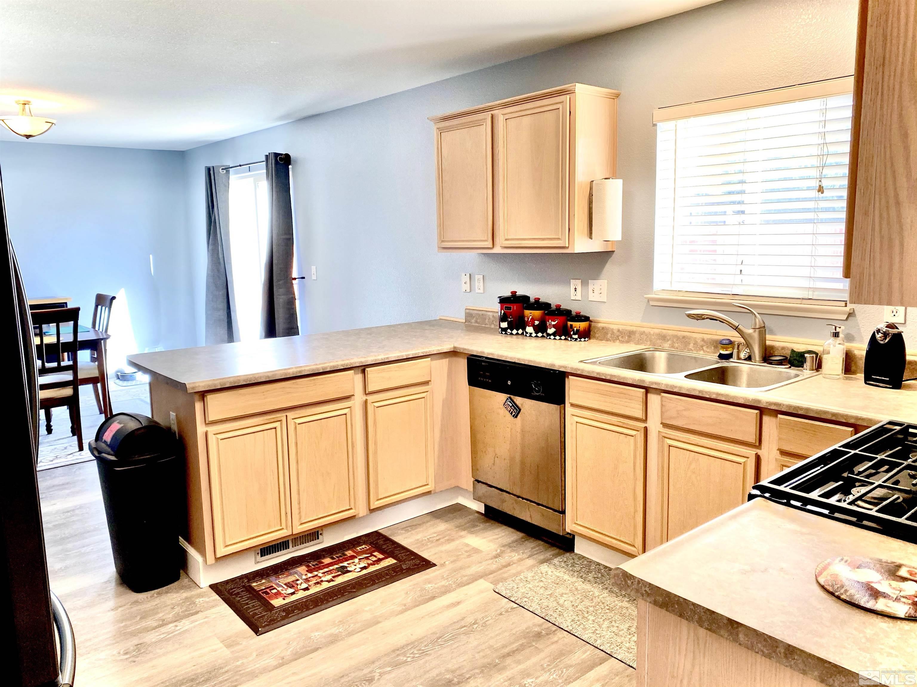18064 Lockspur Court Reno, NV 89508 - Photo 2 of 19 Photo 2