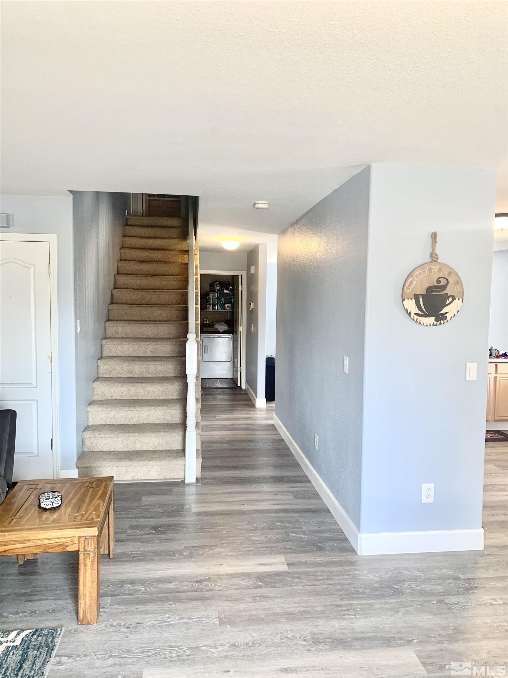 18064 Lockspur Court Reno, NV 89508 - Photo 7 of 19 Photo 7