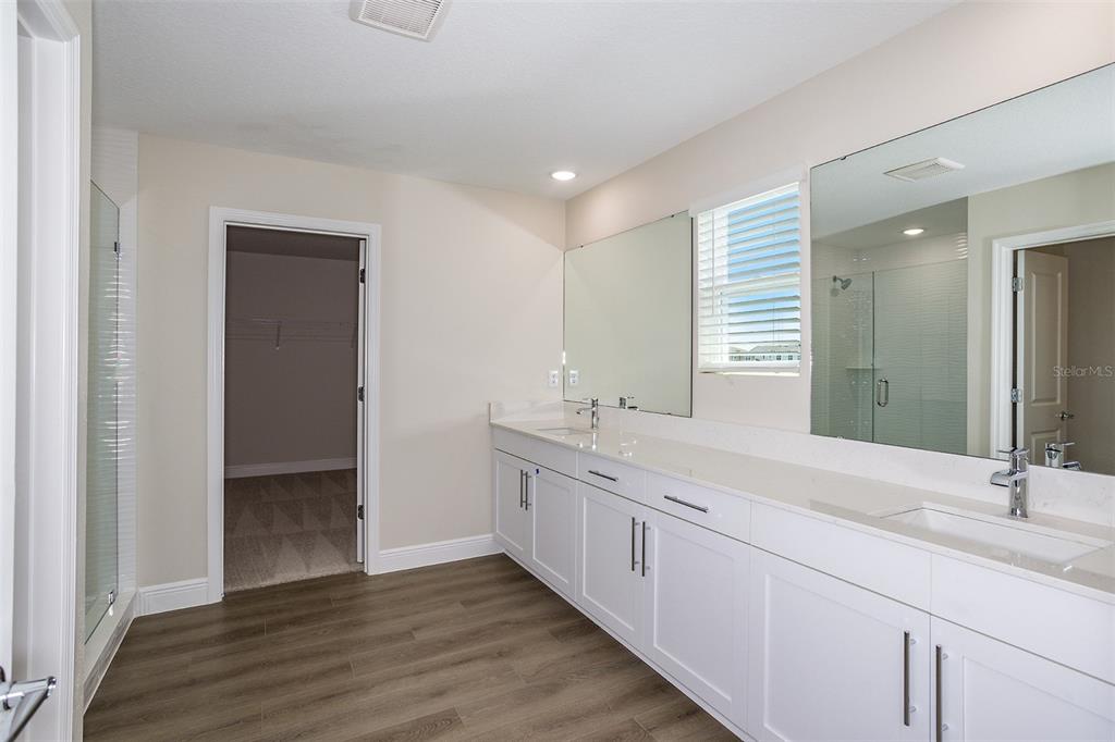 9859 Govreau Road Wesley Chapel, FL 33545 - Photo 7 of 27
