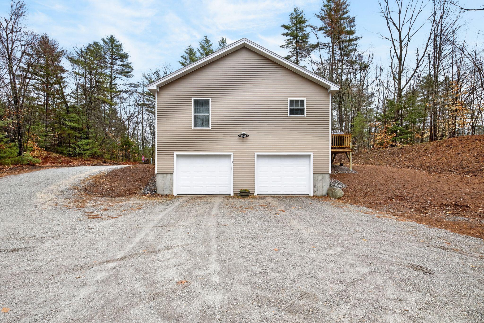 9 Alder Road Naples, ME 04055 - Photo 4 of 38 9_Alder_Rd_011