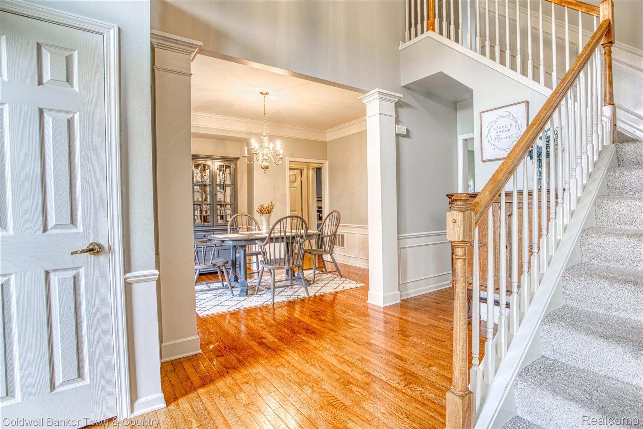 4160 Merriman Loop Howell, MI 48843 - Photo 3 of 38 Bright foyer.