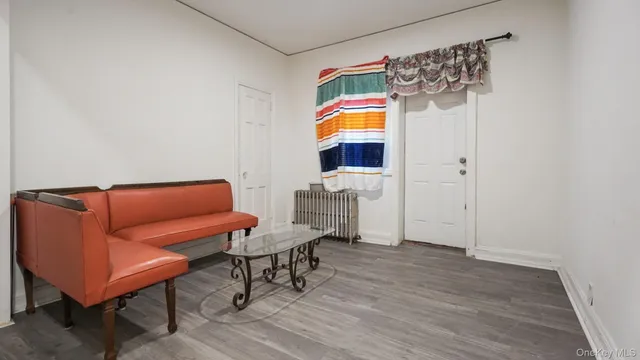 $2,500 | 252 South 10th Avenue, Unit 2R, Mount Vernon, NY 10550