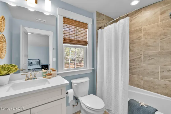 $634,900 | 633 Ashbury Drive Southeast, Bolivia, NC 28422