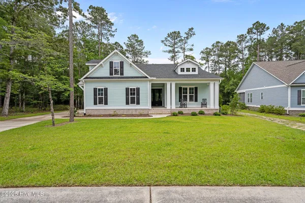$634,900 | 633 Ashbury Drive Southeast, Bolivia, NC 28422