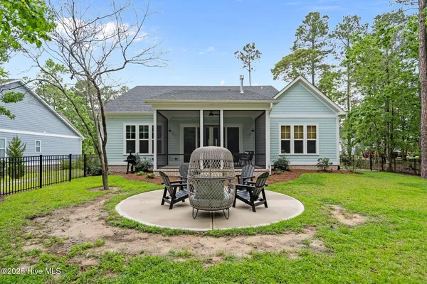 $634,900 | 633 Ashbury Drive Southeast, Bolivia, NC 28422