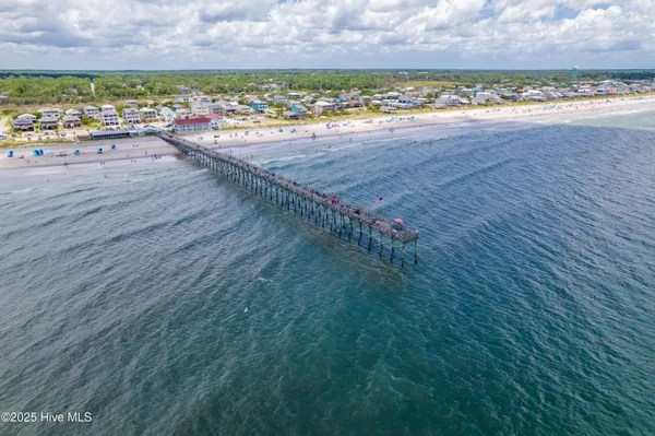 $634,900 | 633 Ashbury Drive Southeast, Bolivia, NC 28422