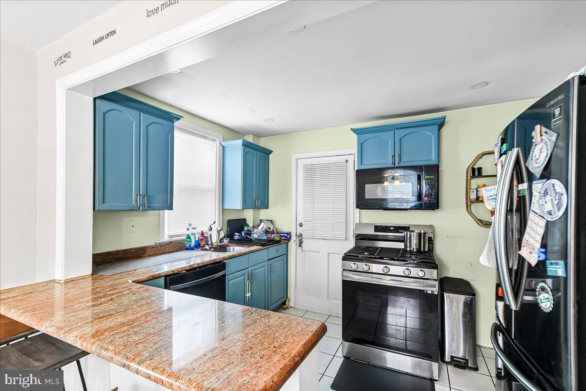 1020 Edgerton Road Secane, PA 19018 - Photo 4 of 17