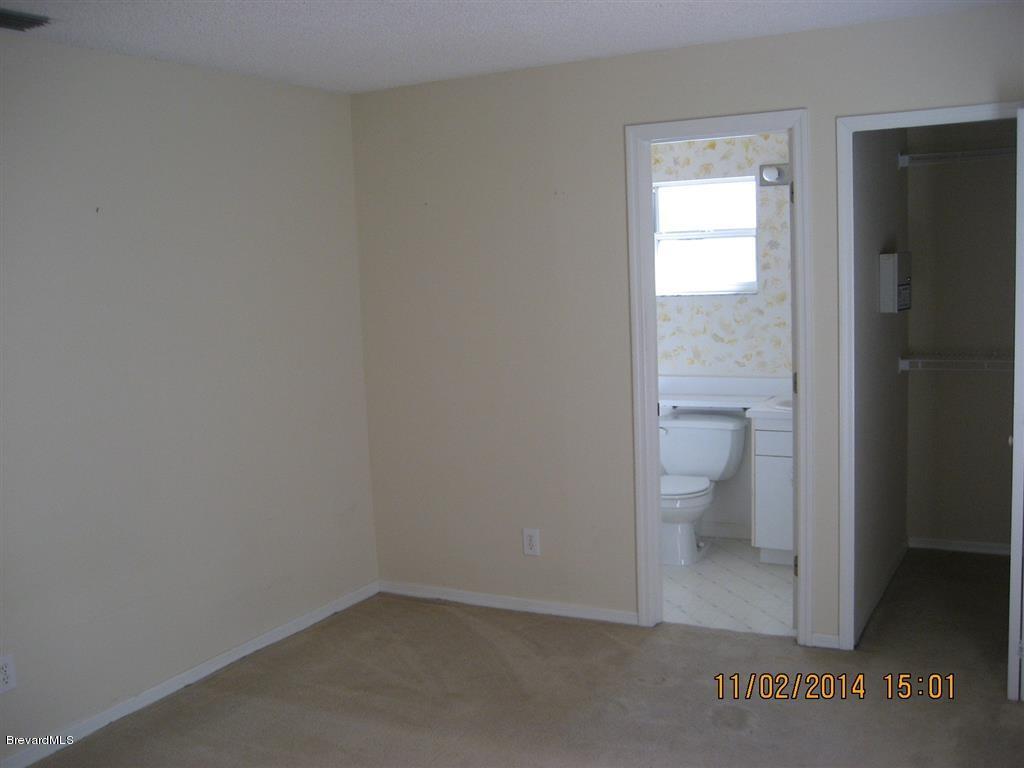 7264 Achilles Road Cocoa, FL 32927 - Photo 9 of 21 master bath