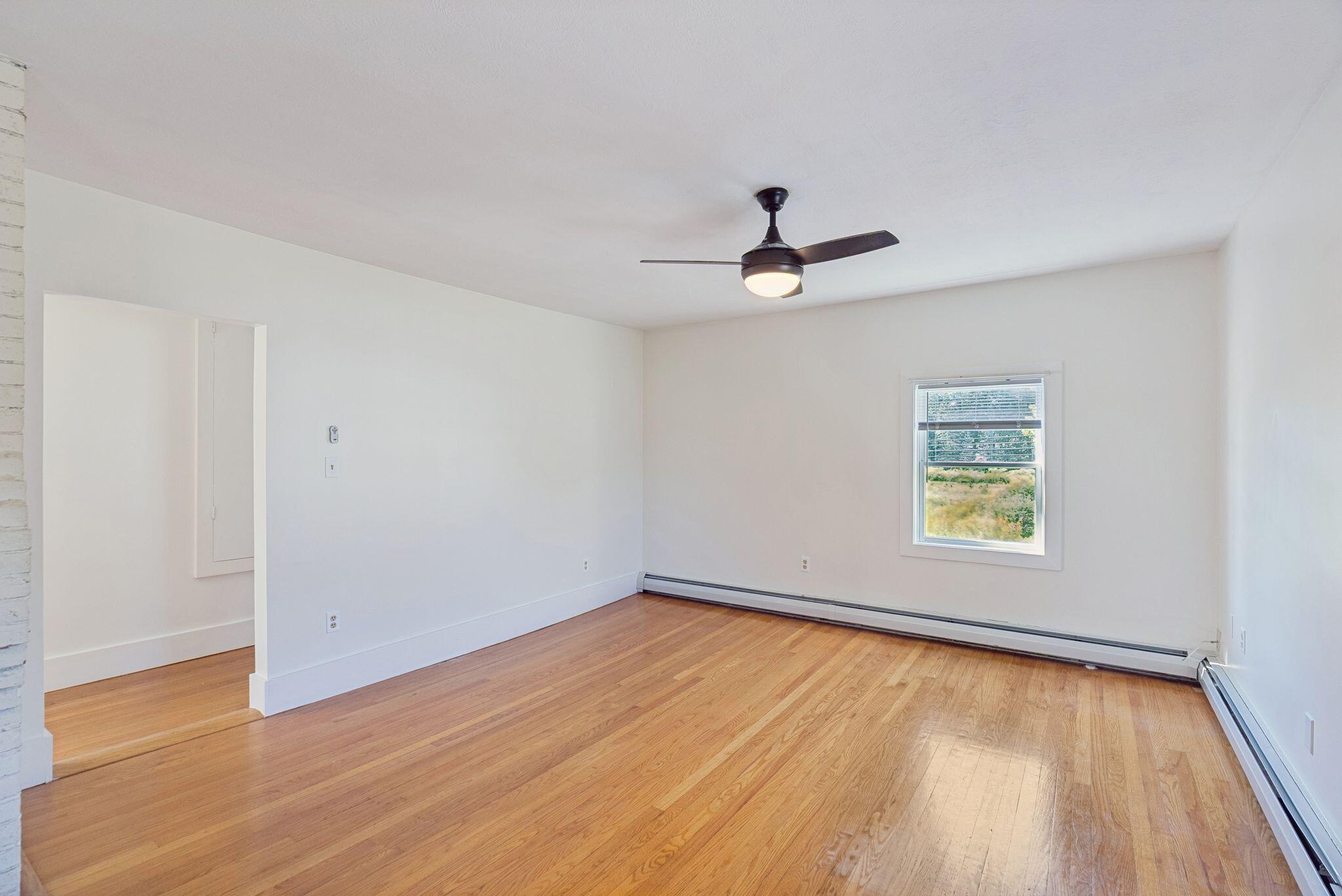 20-22 York Street Kennebunk, ME 04043 - Photo 22 of 39 33_DSC03261