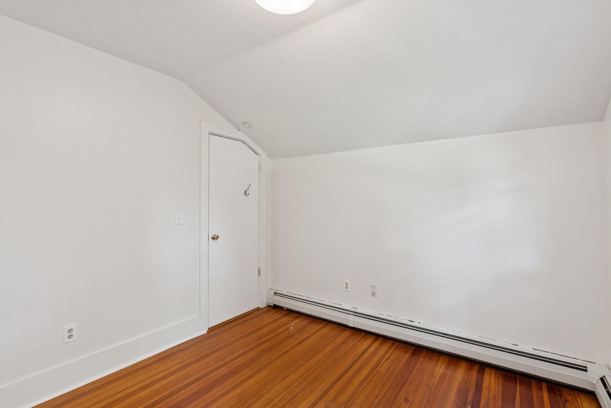 20-22 York Street Kennebunk, ME 04043 - Photo 26 of 39 19_DSC03186