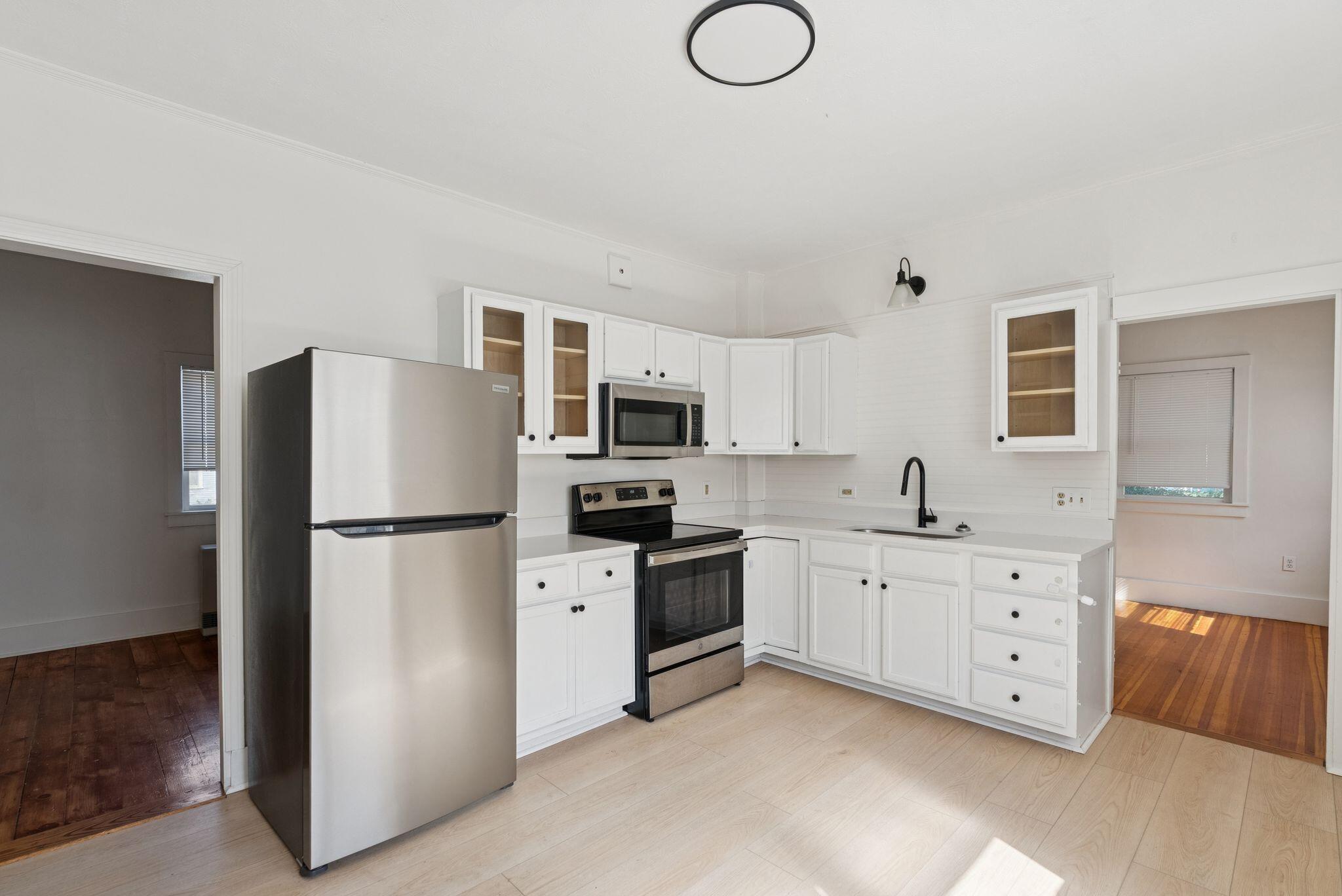 20-22 York Street Kennebunk, ME 04043 - Photo 10 of 39 42_DSC03306