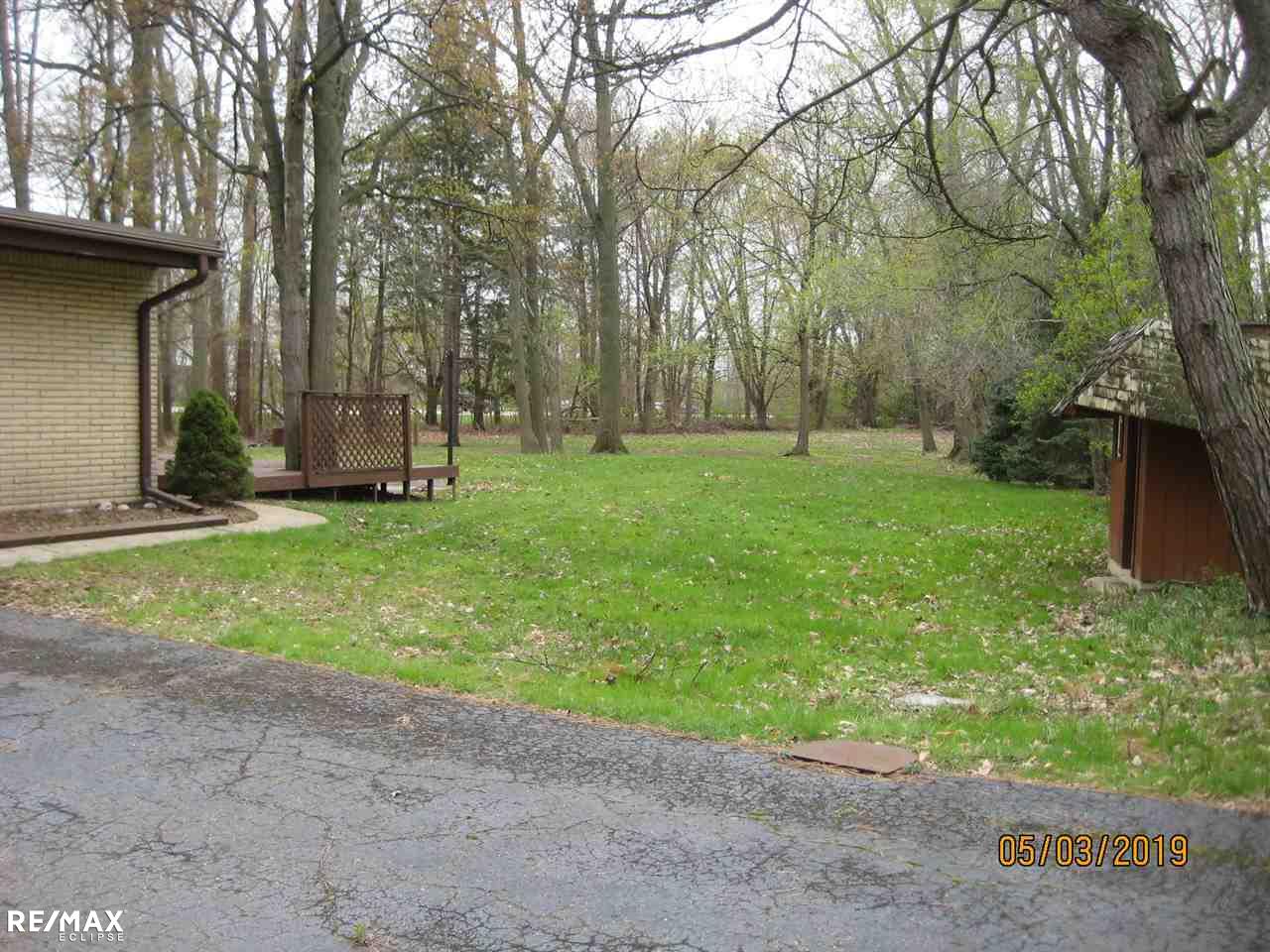 15816 Millar Road Clinton Township, MI 48036 - Photo 9 of 11 31378648-8.JPG