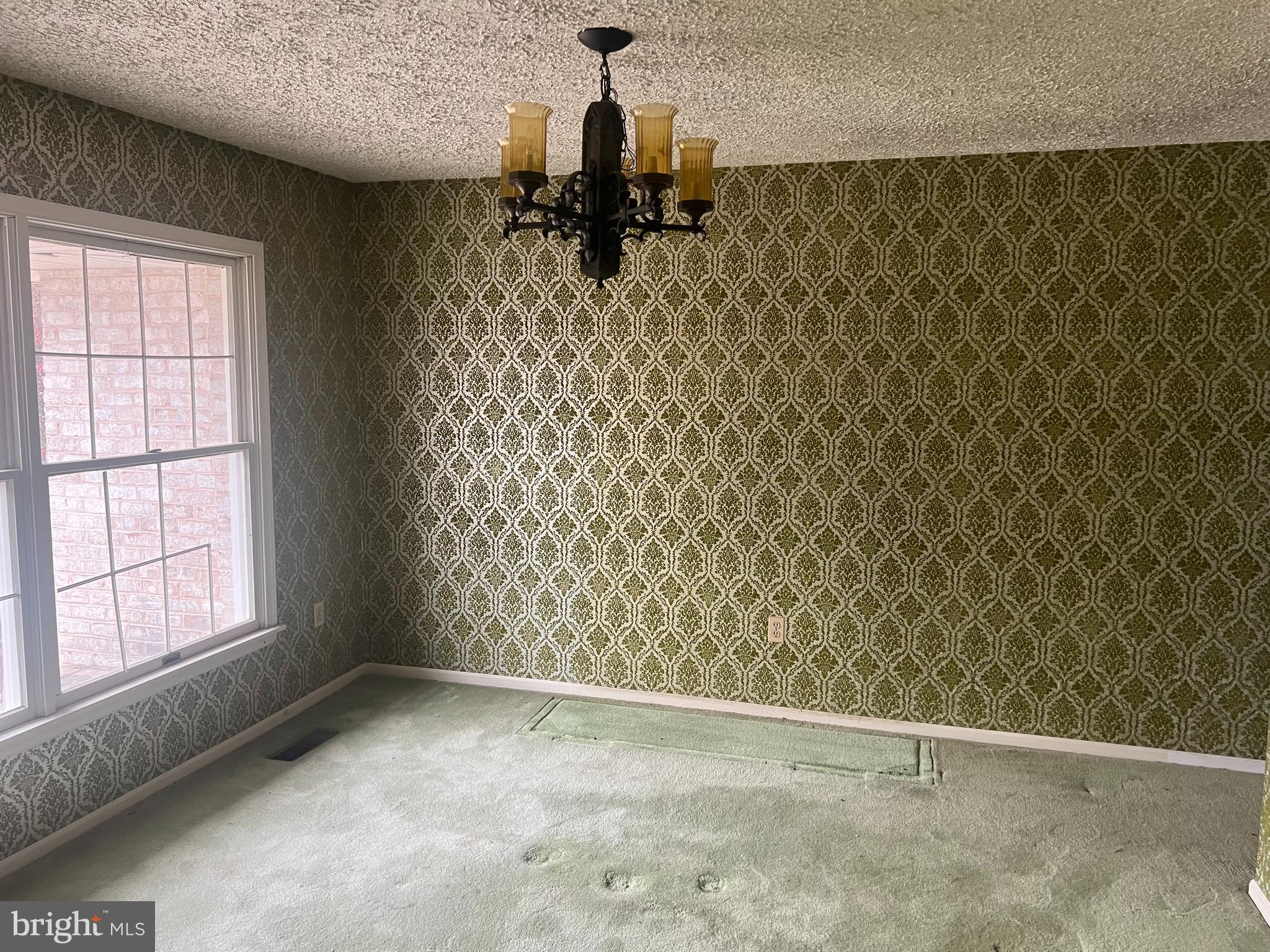 607 Northgate Road Aberdeen, MD 21001 - Photo 4 of 14 Dining room