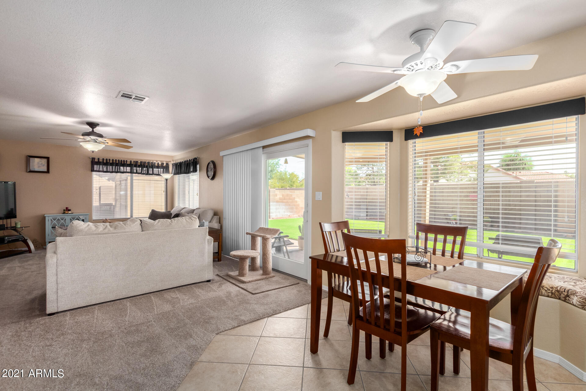 531 West Laredo Avenue Gilbert, AZ 85233 - Photo 11 of 35 Open kitchen to family room