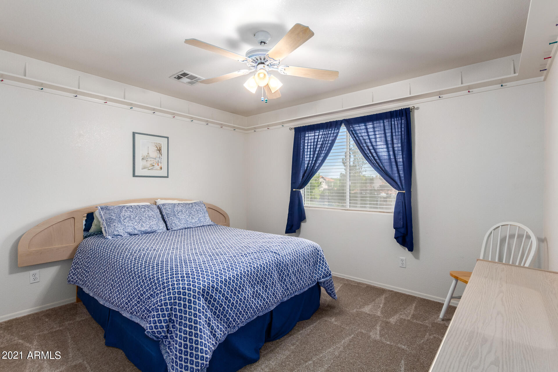 531 West Laredo Avenue Gilbert, AZ 85233 - Photo 22 of 35 Large secondary bedroom #1