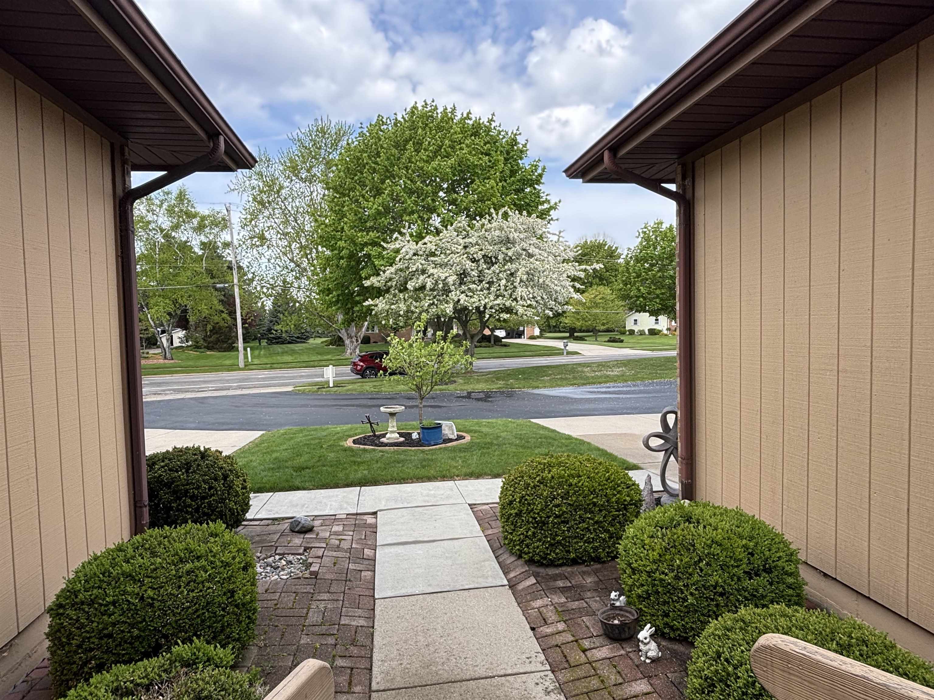 589 Churchgrove Road Frankenmuth, MI 48734 - Photo 4 of 39