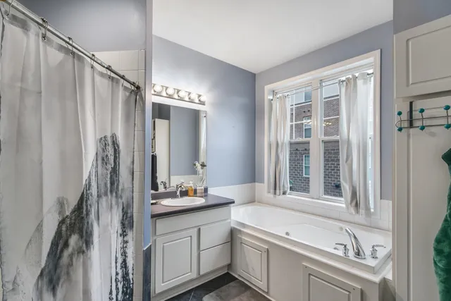 $325,000 | 5470 Caddis Bend, Unit 102, Fitchburg, WI 53711