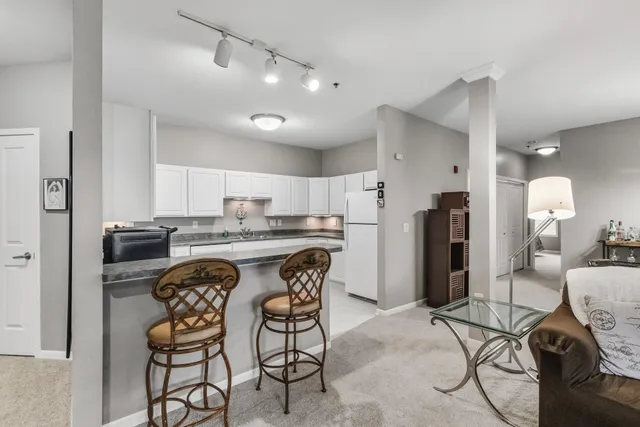 $325,000 | 5470 Caddis Bend, Unit 102, Fitchburg, WI 53711