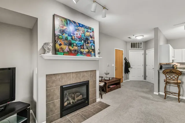 $325,000 | 5470 Caddis Bend, Unit 102, Fitchburg, WI 53711