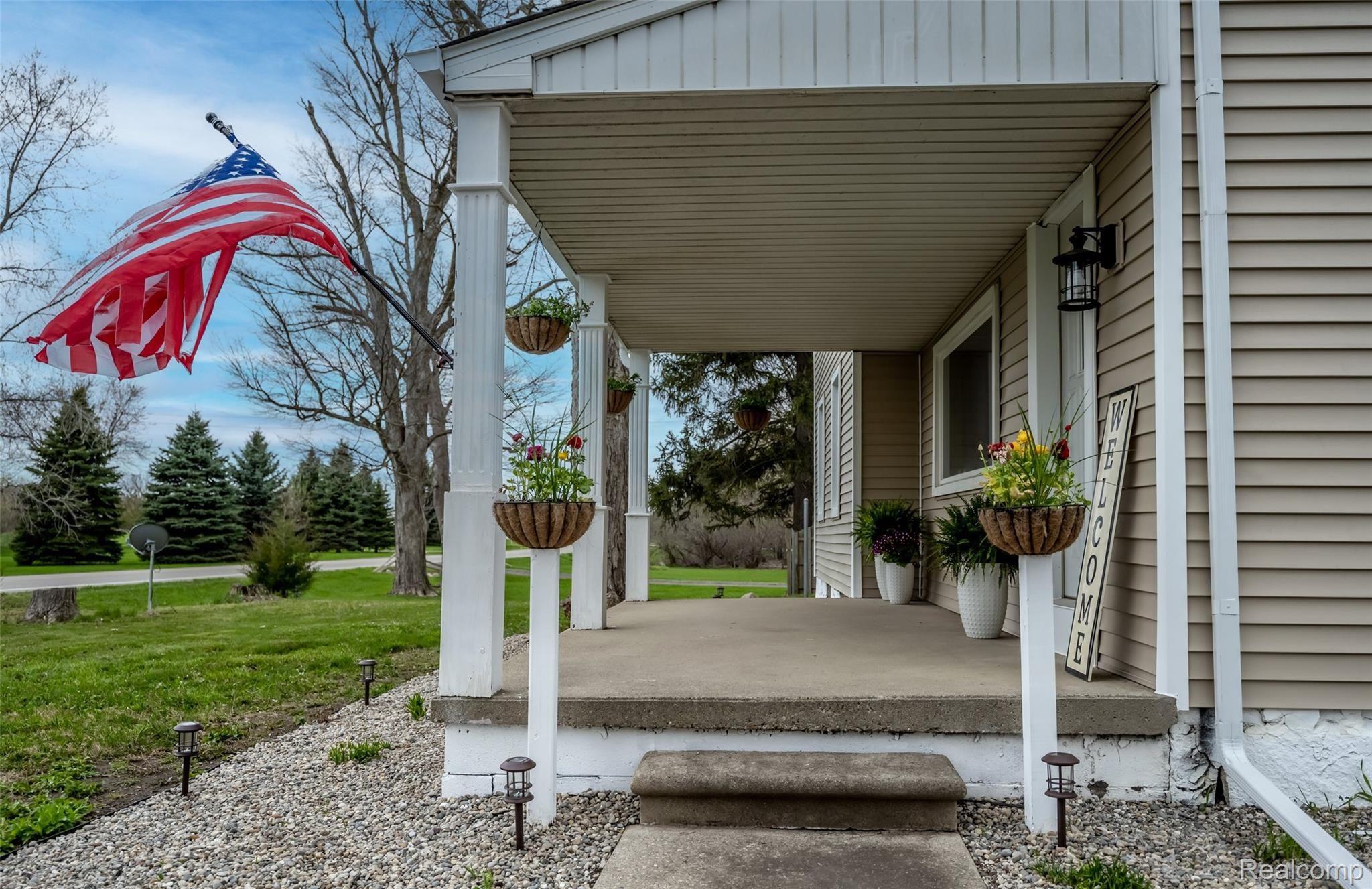 4140 West Coon Lake Road Howell, MI 48843 - Photo 2 of 79 DSC_9349-HDR copy.jpg