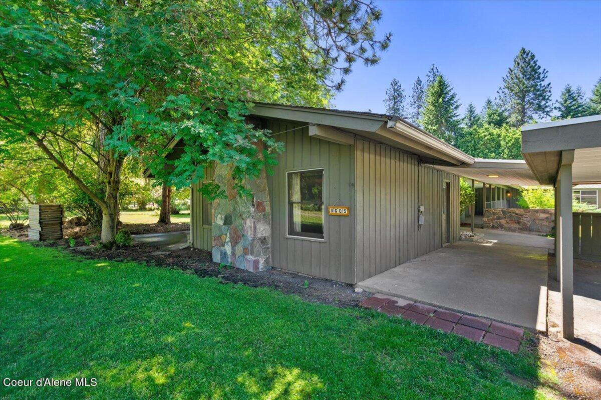 9603 North Strahorn Road Hayden Lake, ID 83835 - Photo 29 of 31 29-Guest house