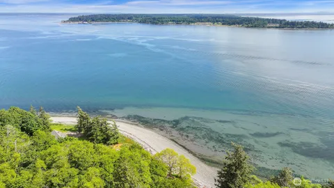$950,000 | 1865 Seacrest Drive, Lummi Island, WA 98262