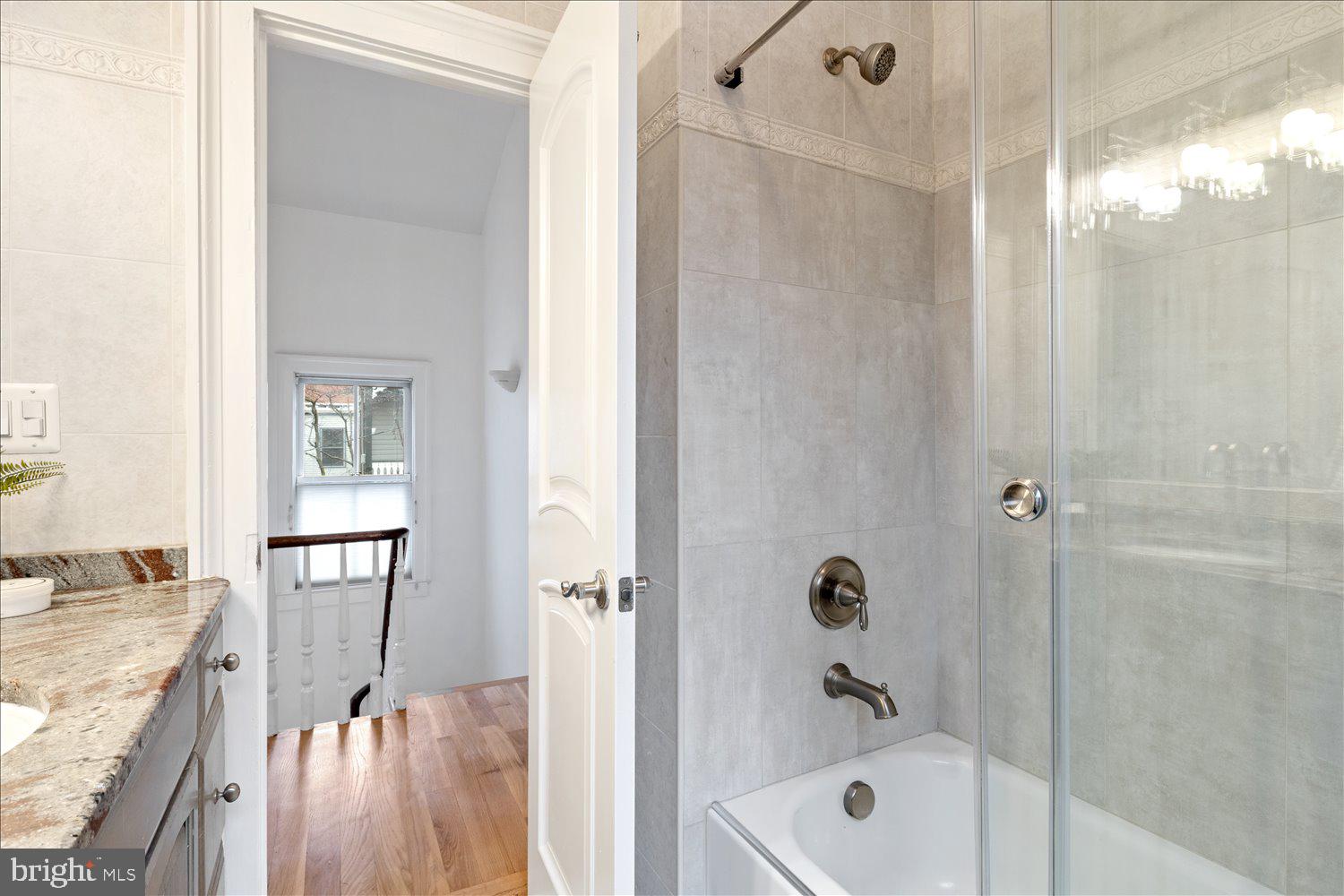 203 9th Street Southeast Washington, DC 20003 - Photo 28 of 50