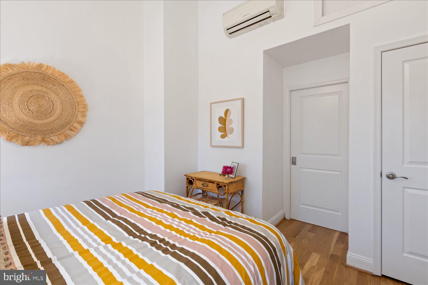 203 9th Street Southeast Washington, DC 20003 - Photo 32 of 50