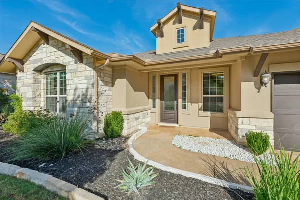 $4,000 | 404 Highland Village Drive, Lakeway, TX 78738