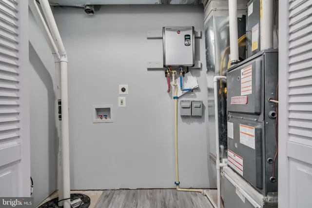 $3,300 | 3312 D Street Southeast, Washington, DC 20019