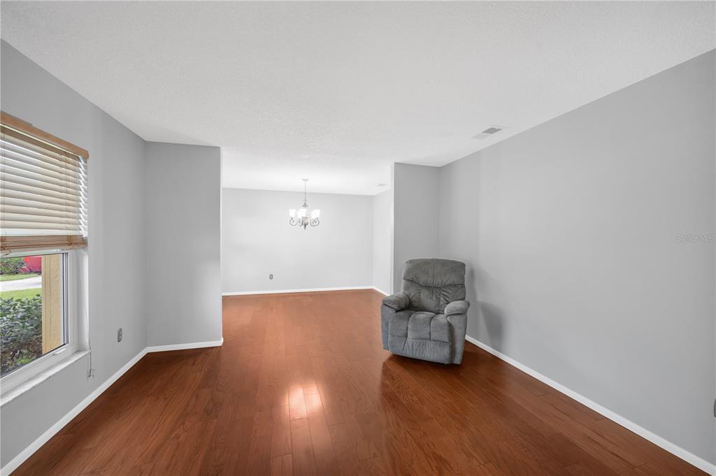 1418 Shell Flower Drive Brandon, FL 33511 - Photo 7 of 34 Gallery Image 7