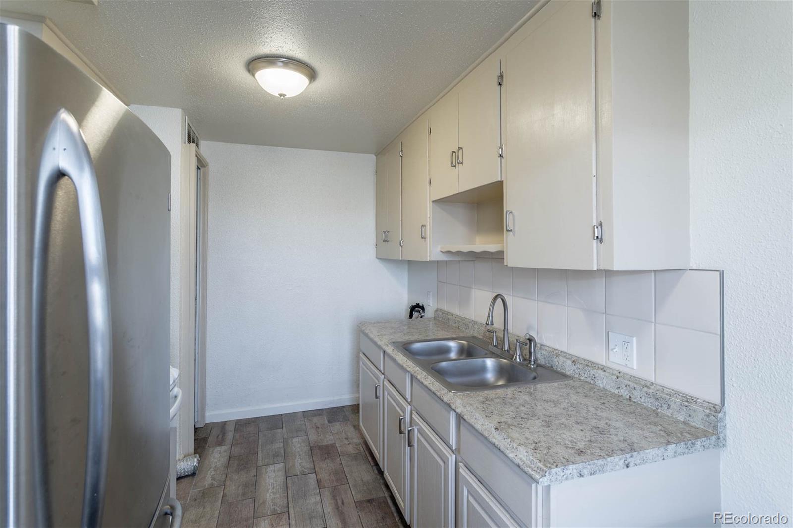 8950 Montview Boulevard Aurora, CO 80010 - Photo 12 of 27