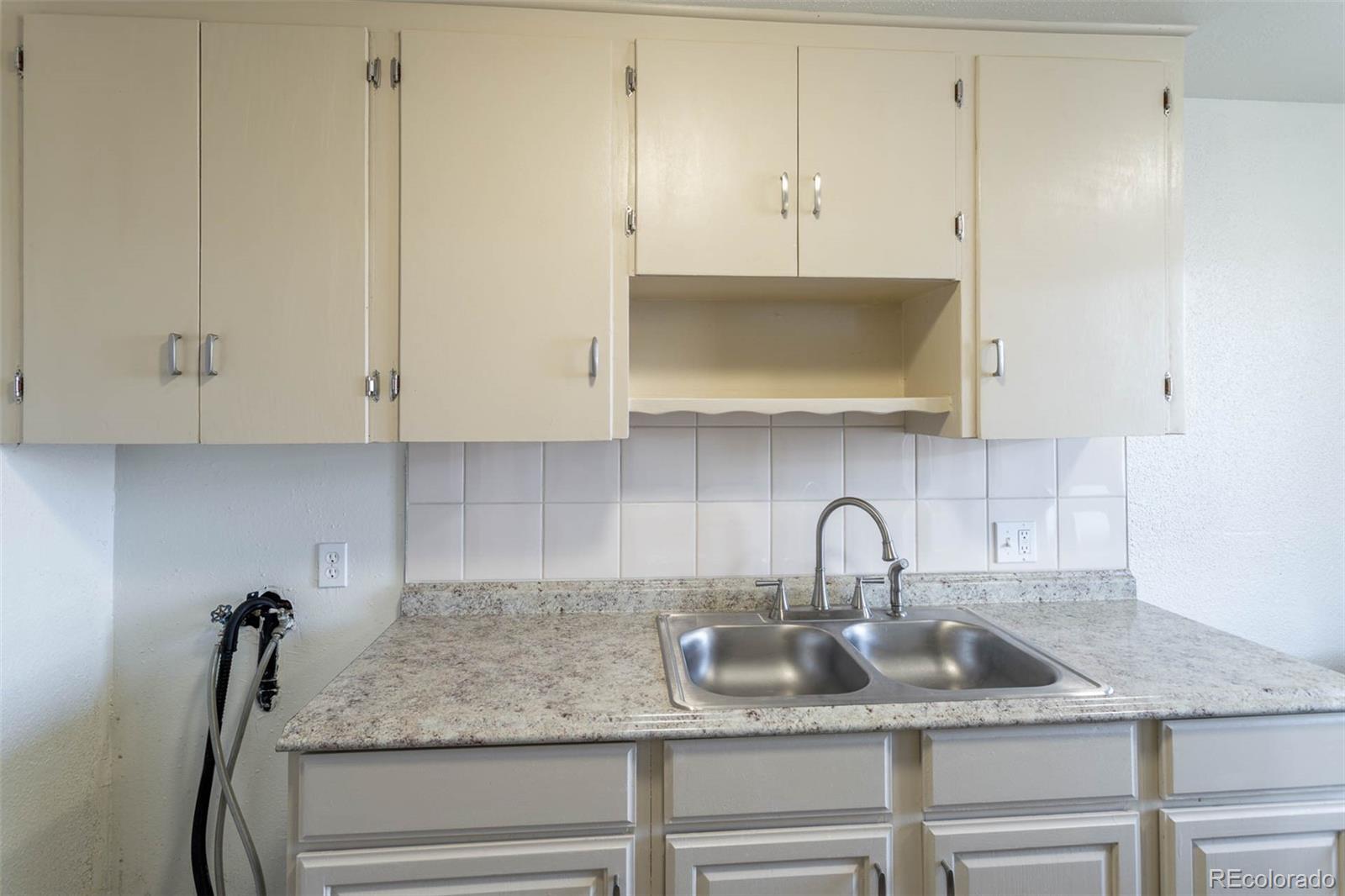 8950 Montview Boulevard Aurora, CO 80010 - Photo 13 of 27