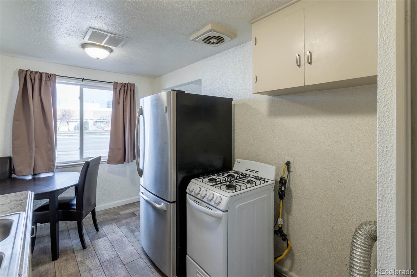 8950 Montview Boulevard Aurora, CO 80010 - Photo 14 of 27