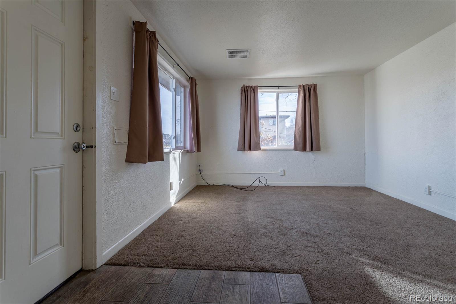 8950 Montview Boulevard Aurora, CO 80010 - Photo 6 of 27