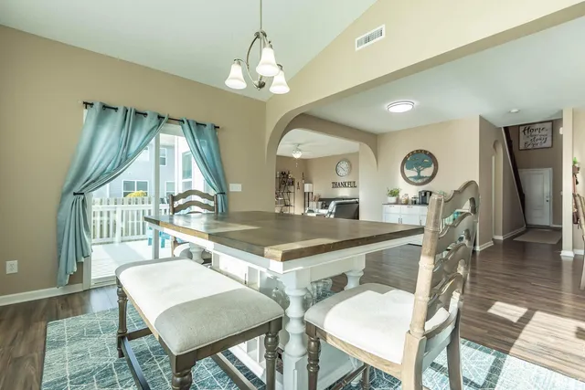 $525,000 | 625 South Bobcat Bend, Bloomington, IN 47403